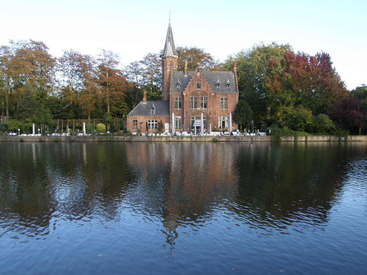 Озеро Любви (Minnewater). Фото автора