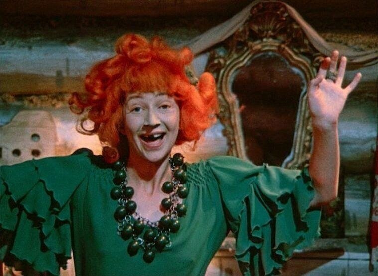 Самая симпатичная Баба-Яга нашего детства. Фото Яндекс.Картинки. 