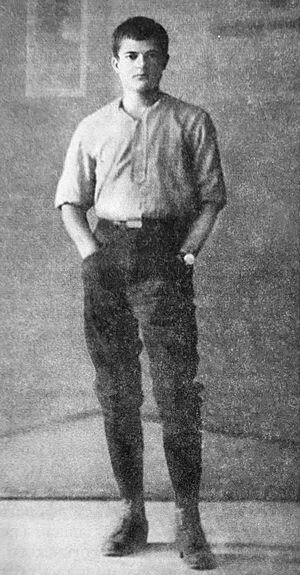 Г.Ф. Дебец в 1925 г. Источник: Дубова Н.А. «Неизгладимый след в наших умах и сердцах»: Георгий Францевич Дебец // Выдающиеся отечественные этнологи и антропологи XX века. М. Наука, 2004. С. 262.