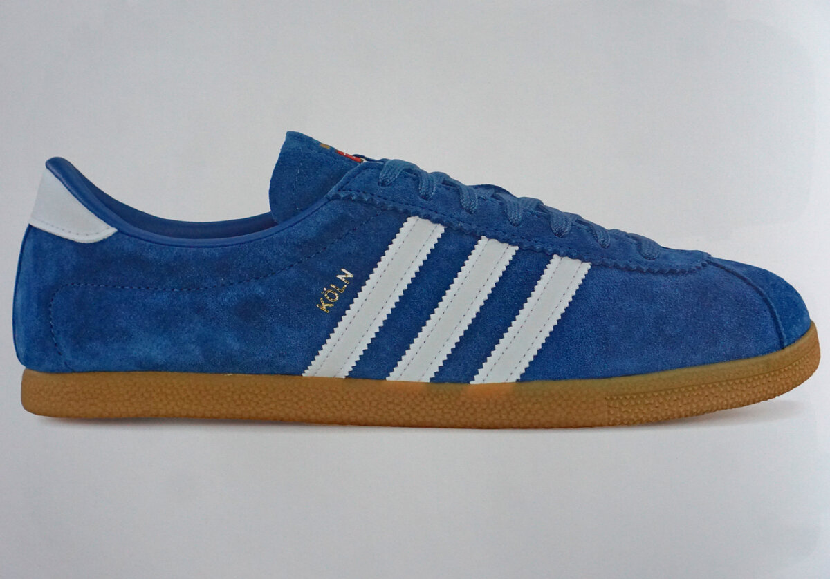 ADIDAS. 2 Soberger