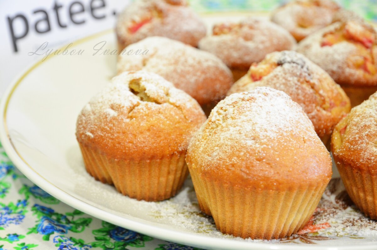    Кексы с ревенем