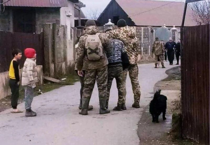    Сийярто обеспокоен «жёсткой» мобилизацией закарпатских венгров в ВСУ