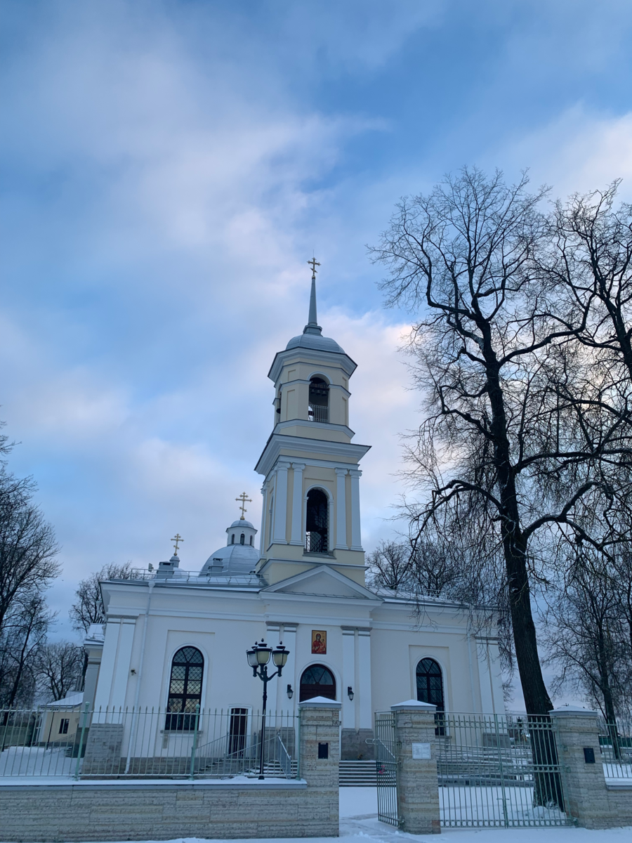 Церковь Тихвинской иконы Божией матери в Путилово