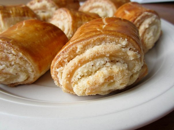 Пирожное «Назук». 