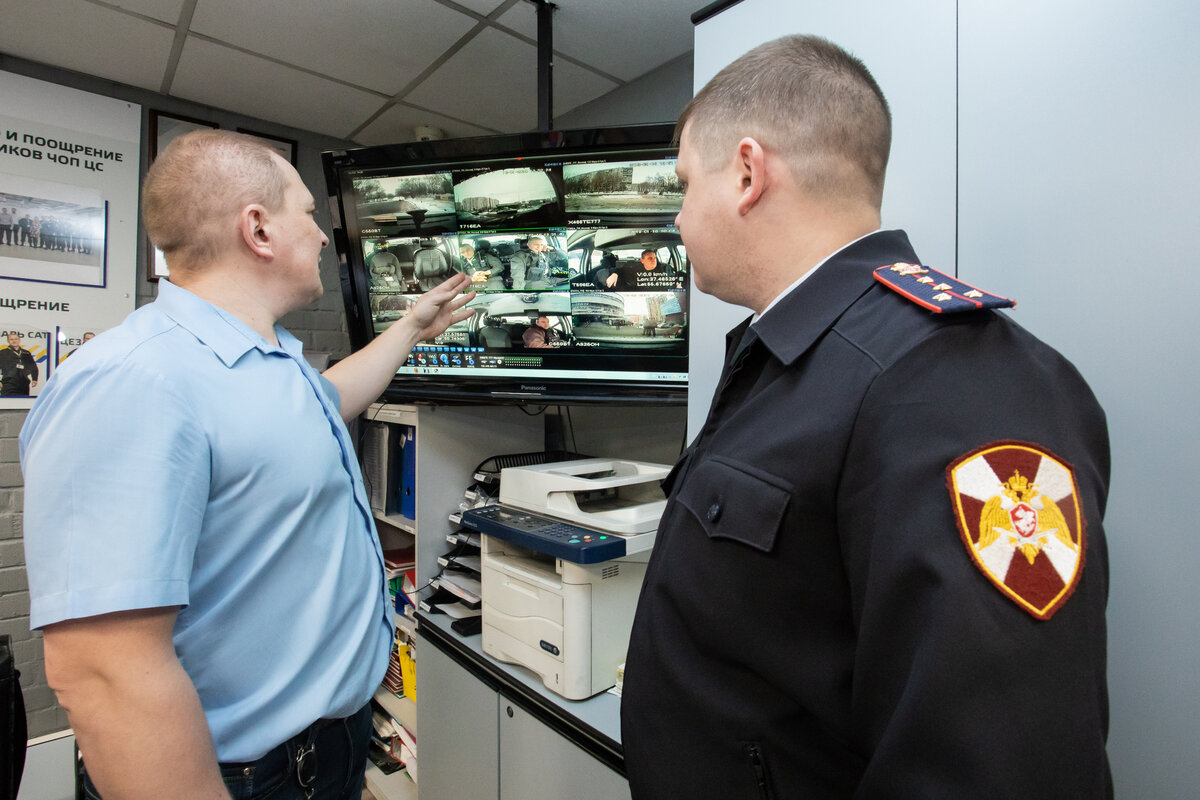 Куцуров евгений росгвардия. Олрр росгвардия. Лицензионно-разрешительный отдел. Лрр росгвардии йошкар ола. Управление лрр росгвардии.