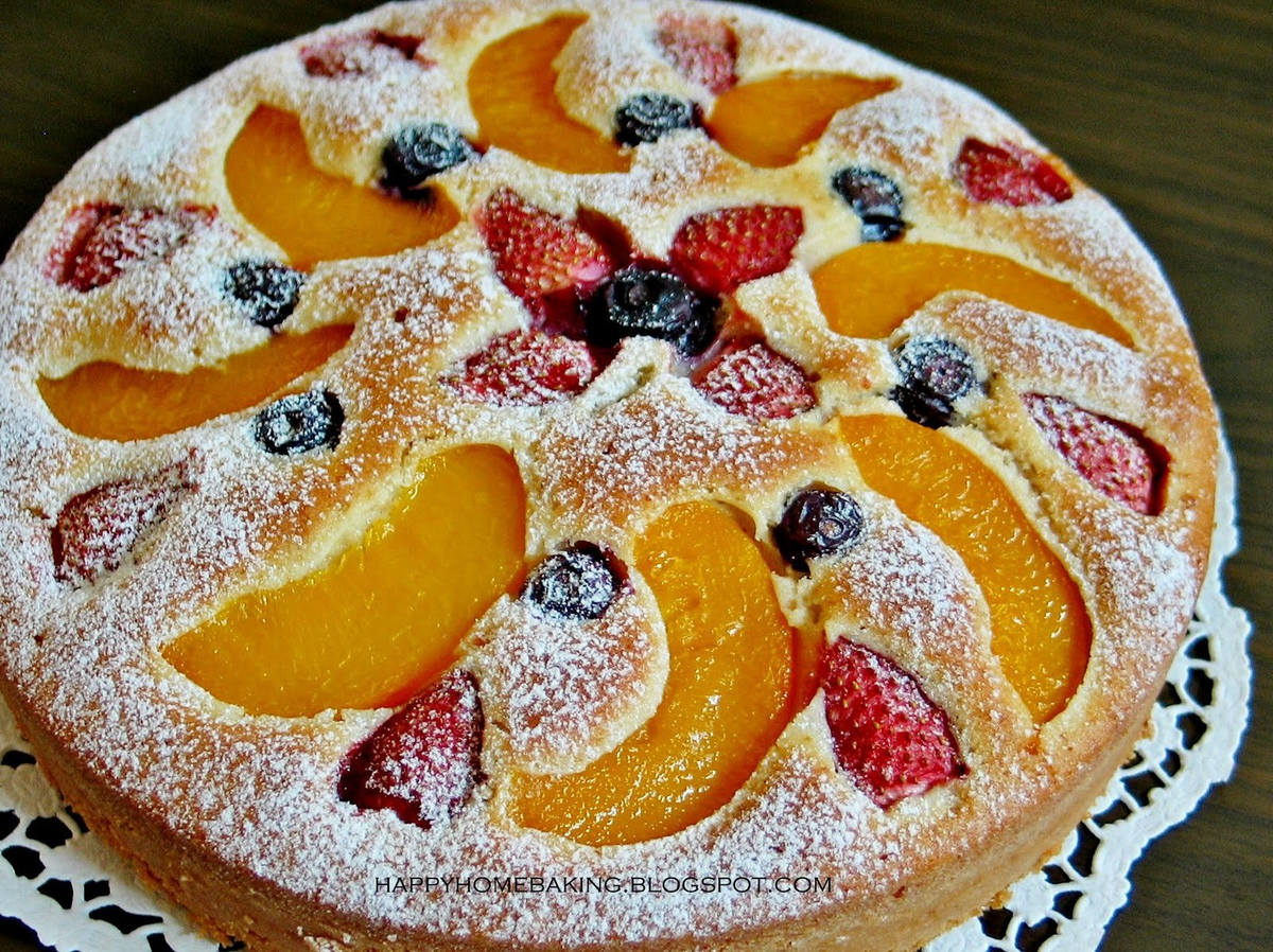 Сладкий фруктовый пирог
