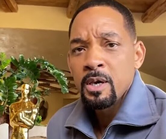     Уилл Смит решил напомнить о скандальной пощечине на «Оскаре». Он снял шуточный ролик в TikTok