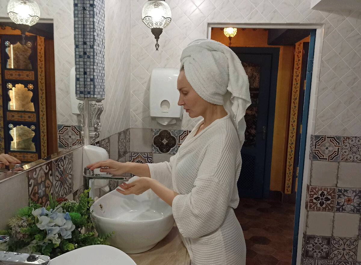 Если и ваша вода является жёсткой или очень жёсткой, и на данный момент у вас нет возможности установить хорошие эффективные фильтры для её смягчения, то будьте аккуратны в использовании натурального мыла. Фото автора.