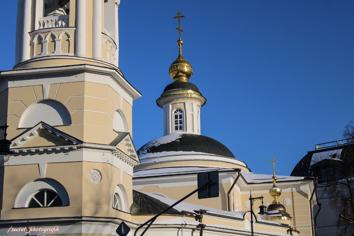 Аланское подворье в Москве. Петровское подворье в Москве. Белорусское подворье в Москве. Церковь на Солянке в Москве.