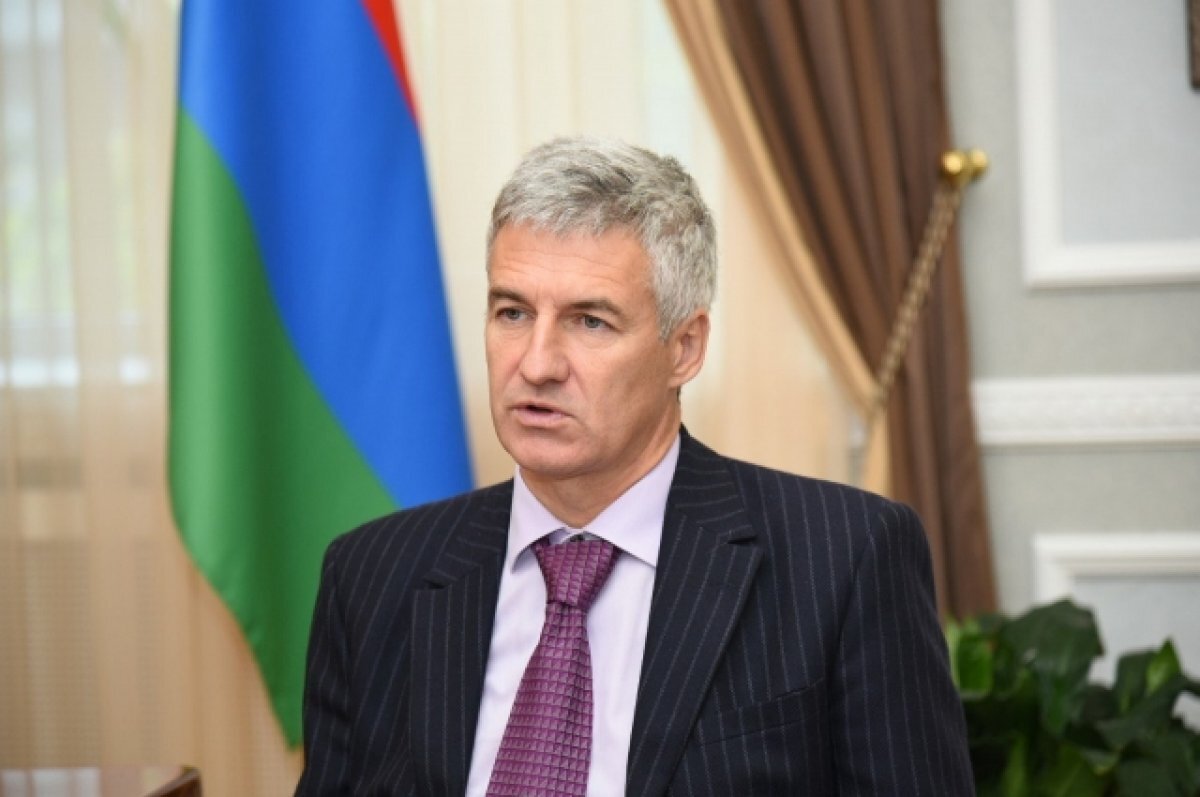    Парфенчиков поздравил жительниц Карелии с 8 Марта