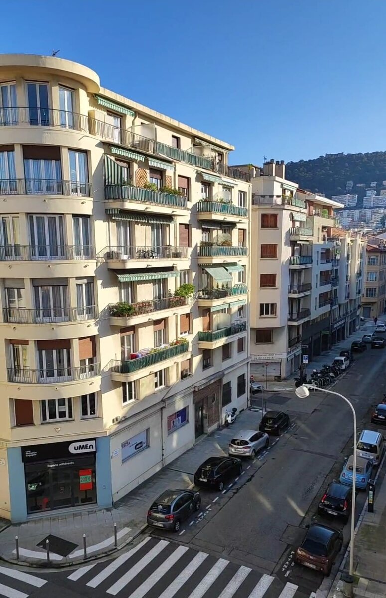 Ницца то же самое утром