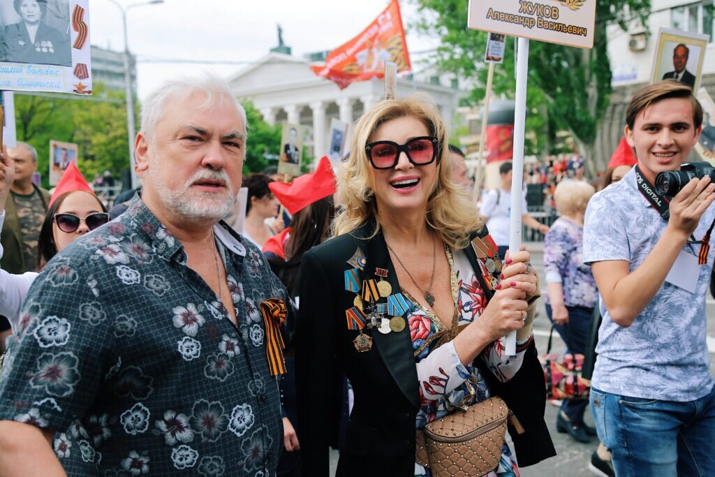 Виктор и Виктория Цыгановы на Дне Победы в Донецке, 2018 год.