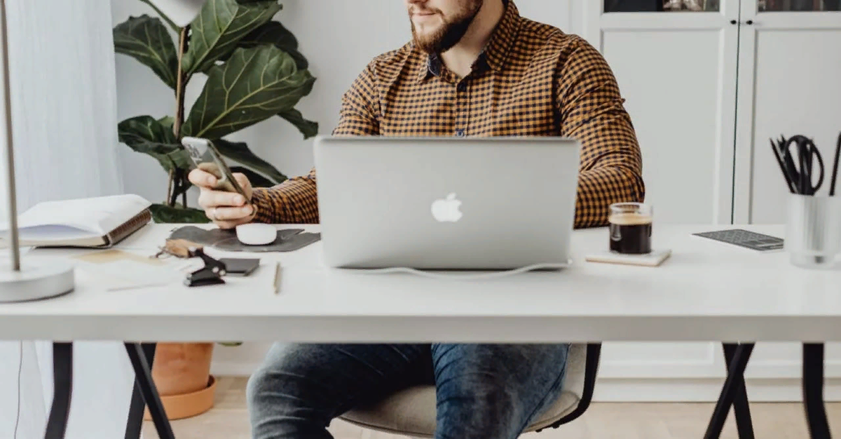 Интернет-магазин - платформа, позволяющая выбирать и покупать товары в онлайн режиме. Сайт это лицо компании, он формирует ее имидж и работает 24/7.