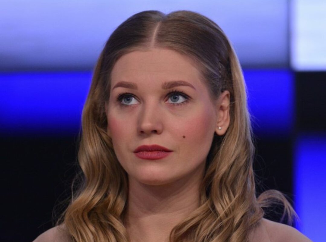 Кристина Асмус заставила переживать о себе. Артистка даже внешне поменялась.