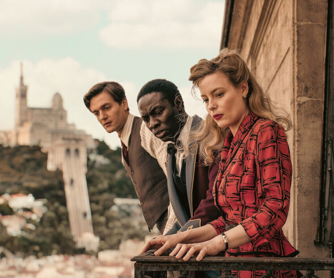     10 сериалов апреля: Элизабет Олсен в криминальной драме и последний сезон «Удивительной миссис Мейзел»