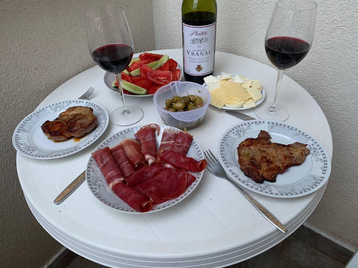 Фото: © Ольга Кнор/личный архив. Ужин на балконе