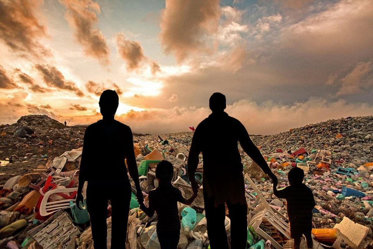 Сколько мусора производит одна семья за неделю? Гора получилась поменьше, но всё равно много. 