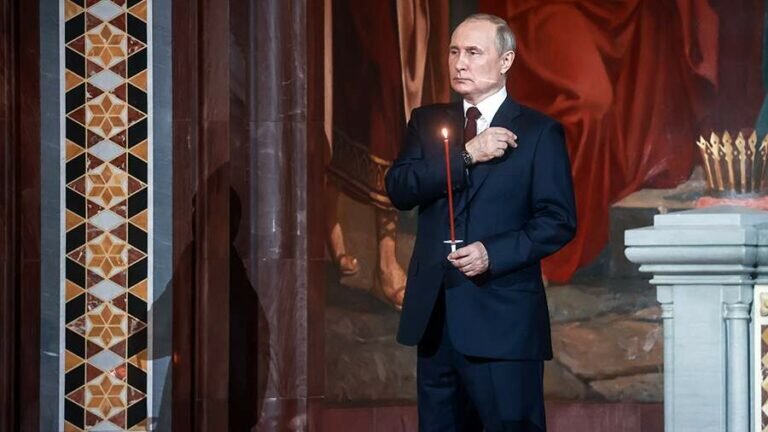    Президент РФ Владимир Путин по традиции встретит Пасху в церкви Андрей Севостьянов