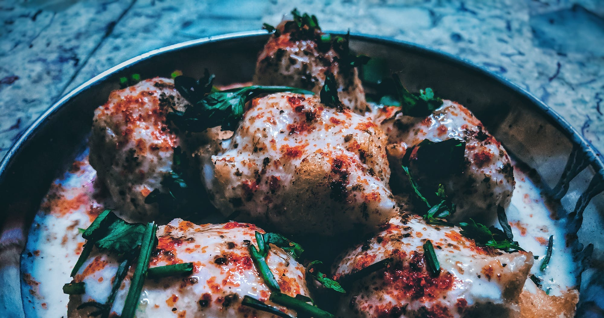     Быстрый рецепт запеченных в духовке куриных бедрышек