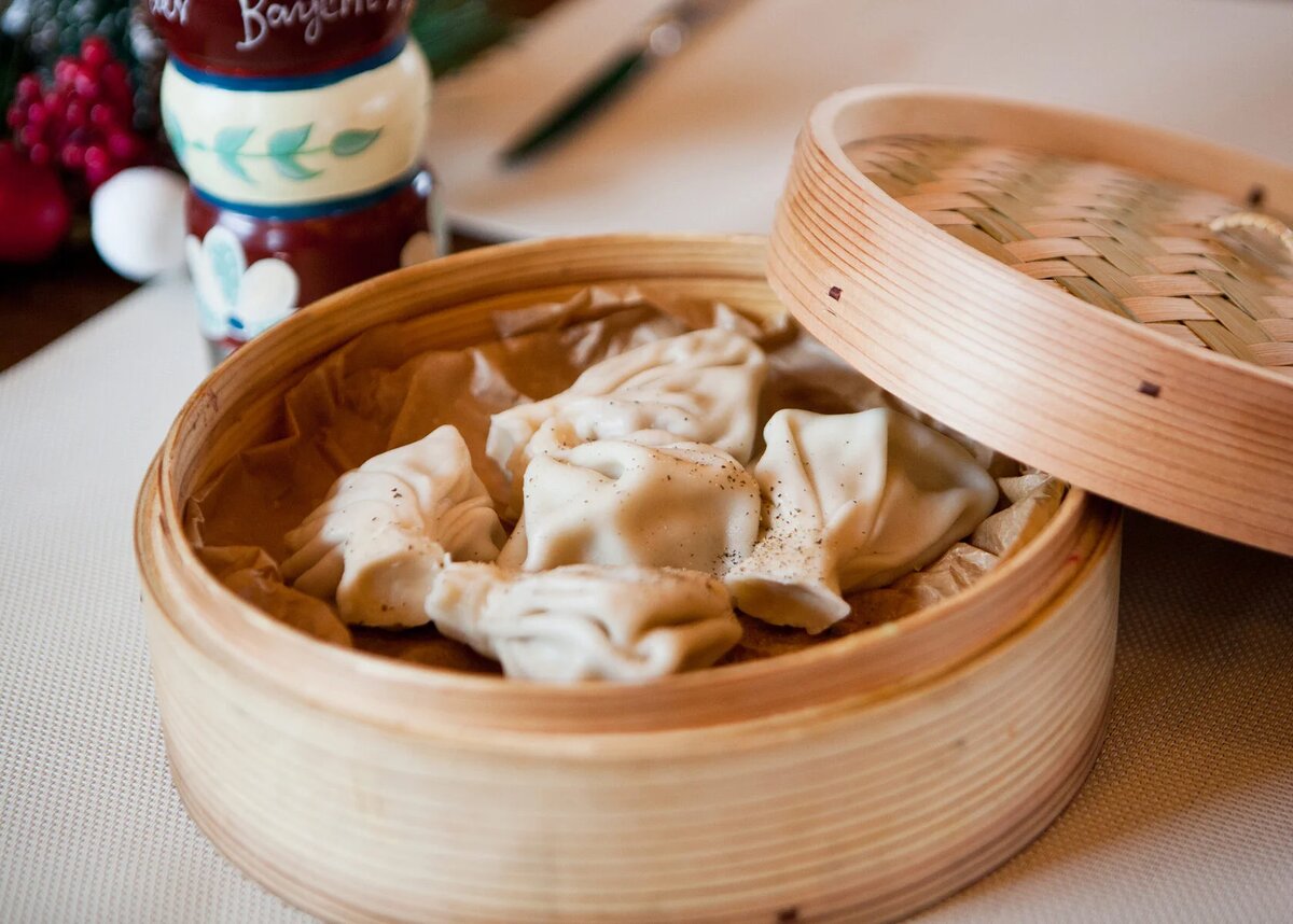 Сочные хинкали в «Чё? Харчо!»