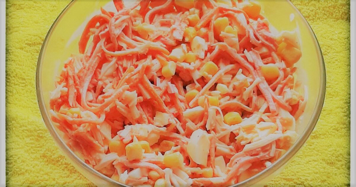 Салат с морковкой колбасой и кукурузой – рецепт быстрого приготовления