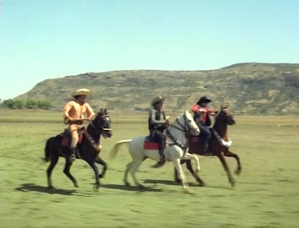 Кадр из фильма "Как три мушкетера" (1984)