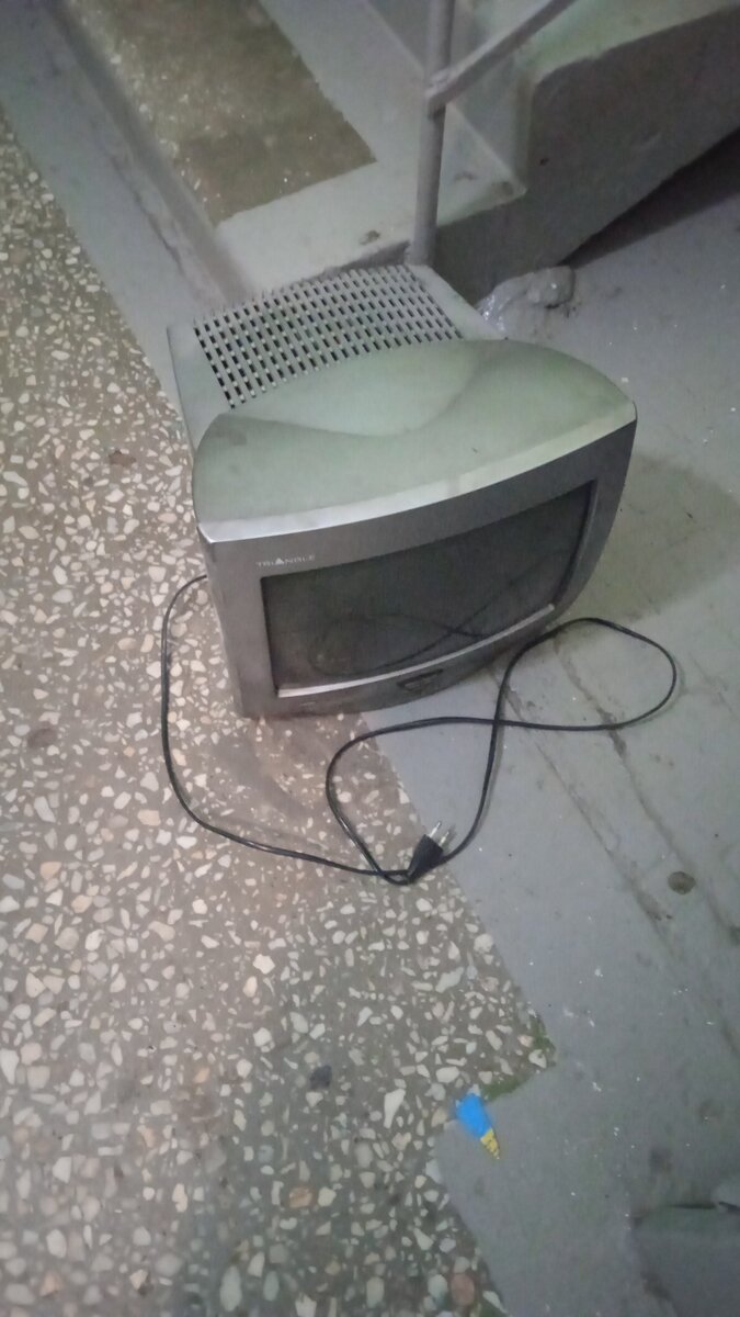 Не забудьте выключить телевизор) 