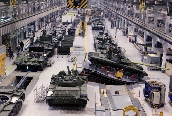    Сборка танка Т-72Б3 на Уралвагонзаводе