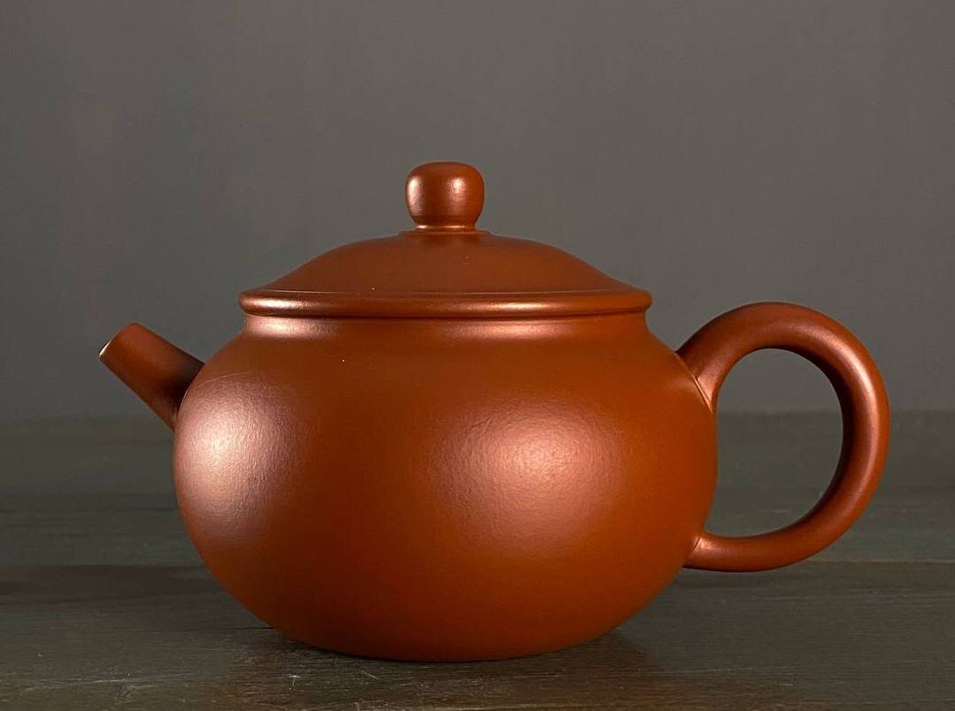 Исинский чайник из глины Хун Ни