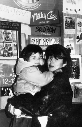 Егор и Настя.