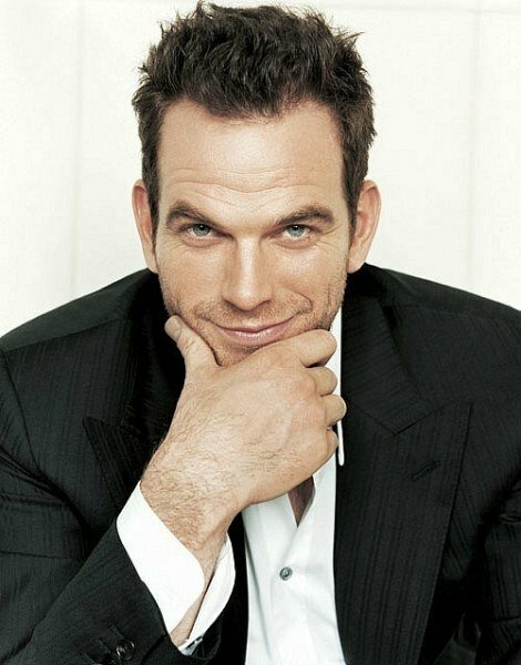 Гару 2024. Garou певец. Гаран Пьер молодой. Гару 2023. Garou молодой.