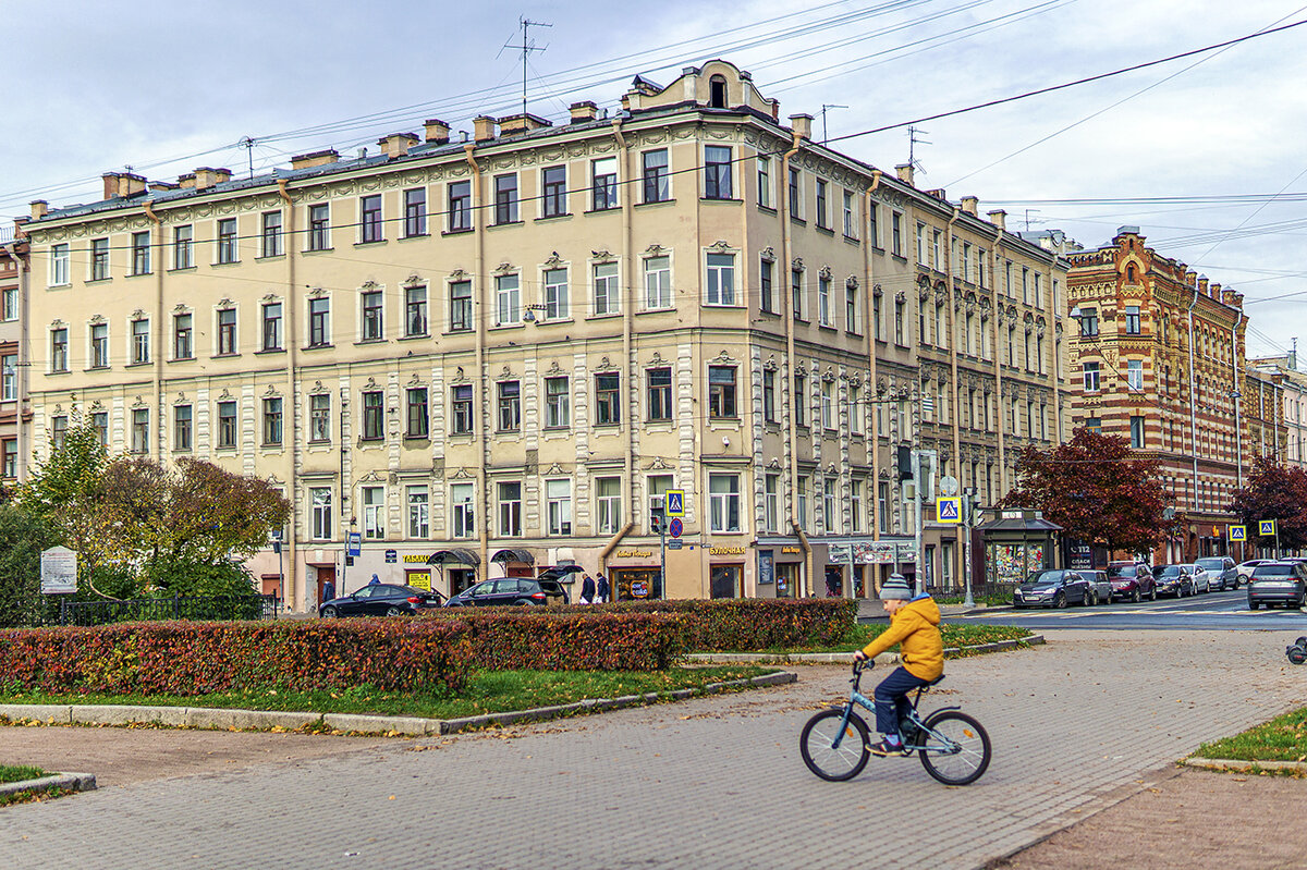 Покровский сквер санкт петербург