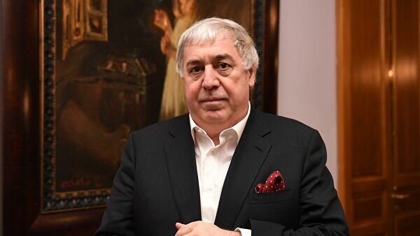 Михаил Гуцериев