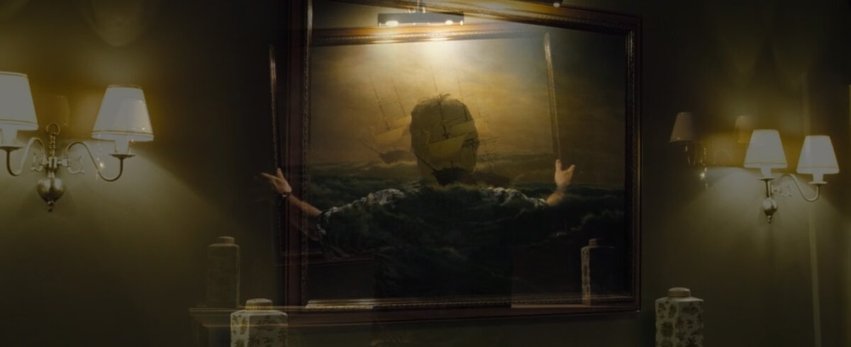 "Дешёвая репродукция со шхуной в открытом море. Эта картина вполне стандартна. Стиль Курье и Ива"