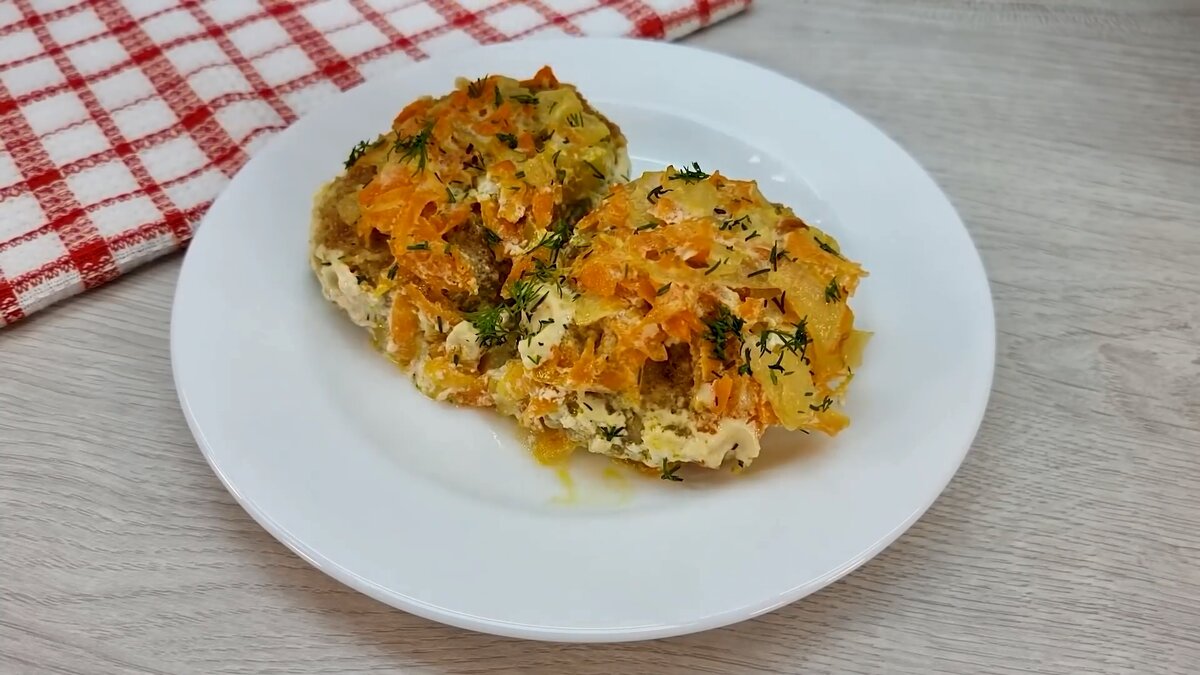 котлеты из фарша в духовке со сметаной подливкой