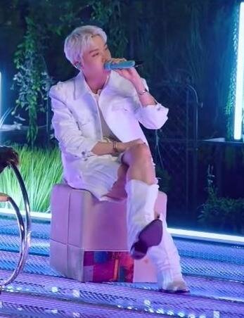 BTS 'I'll Be Missing You' @ BBC Radio 1 Live Lounge