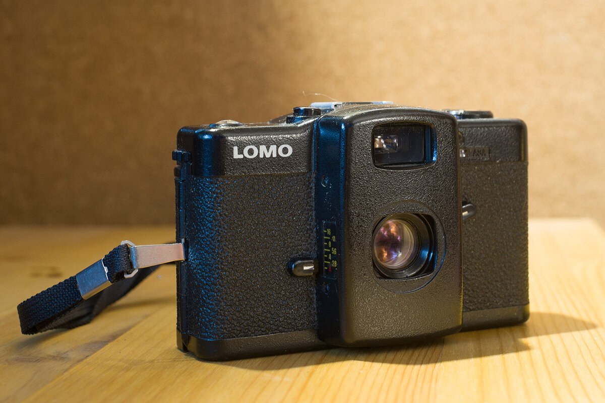 Ломо-компакт