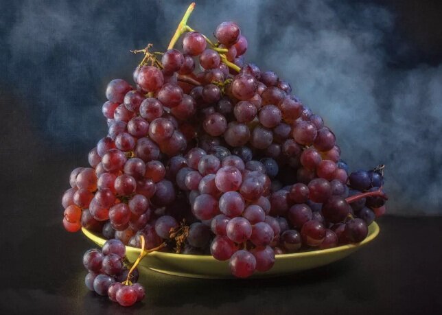 Виноградную косточку в теплую землю зарою. Помните?