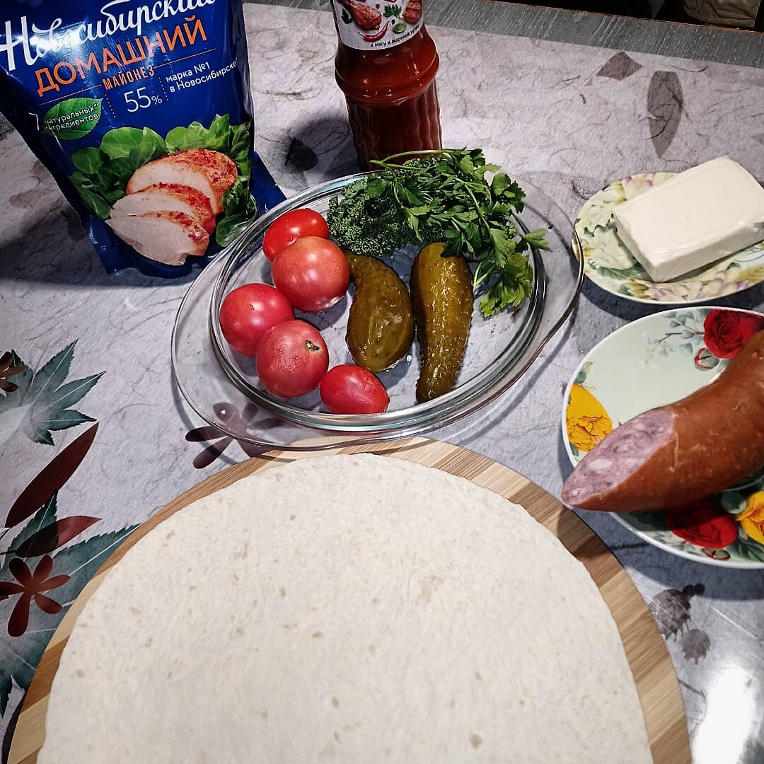 Тортилья, то что осталось от кесадильи и ещё по мелочам