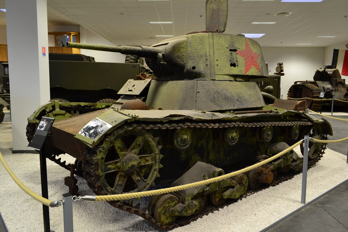 Советский легкий танк Т-26 в Военном музее MM Park в Ванзено. Фото: С.Г. Мороз