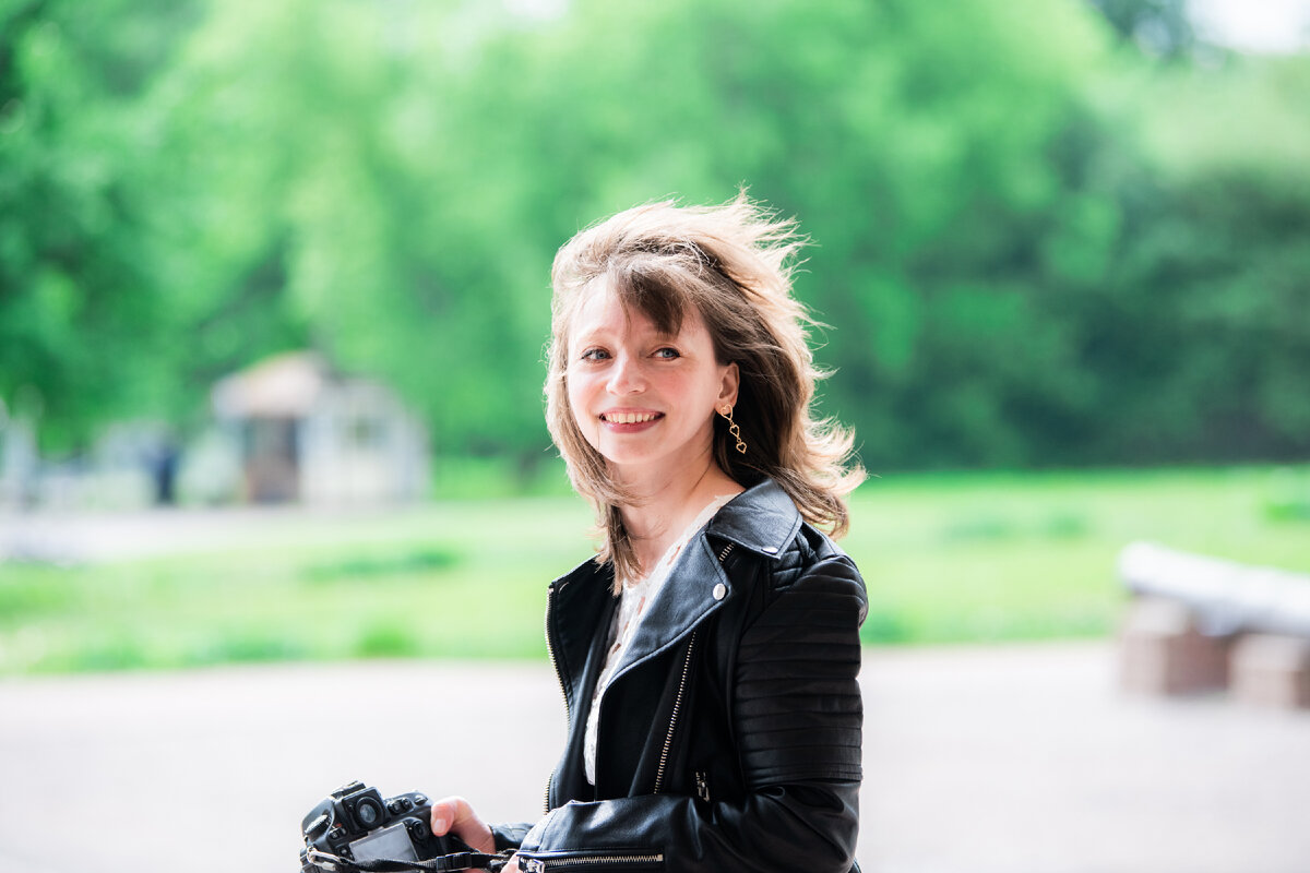 Это я: Девочка с камерой, будем знакомы )