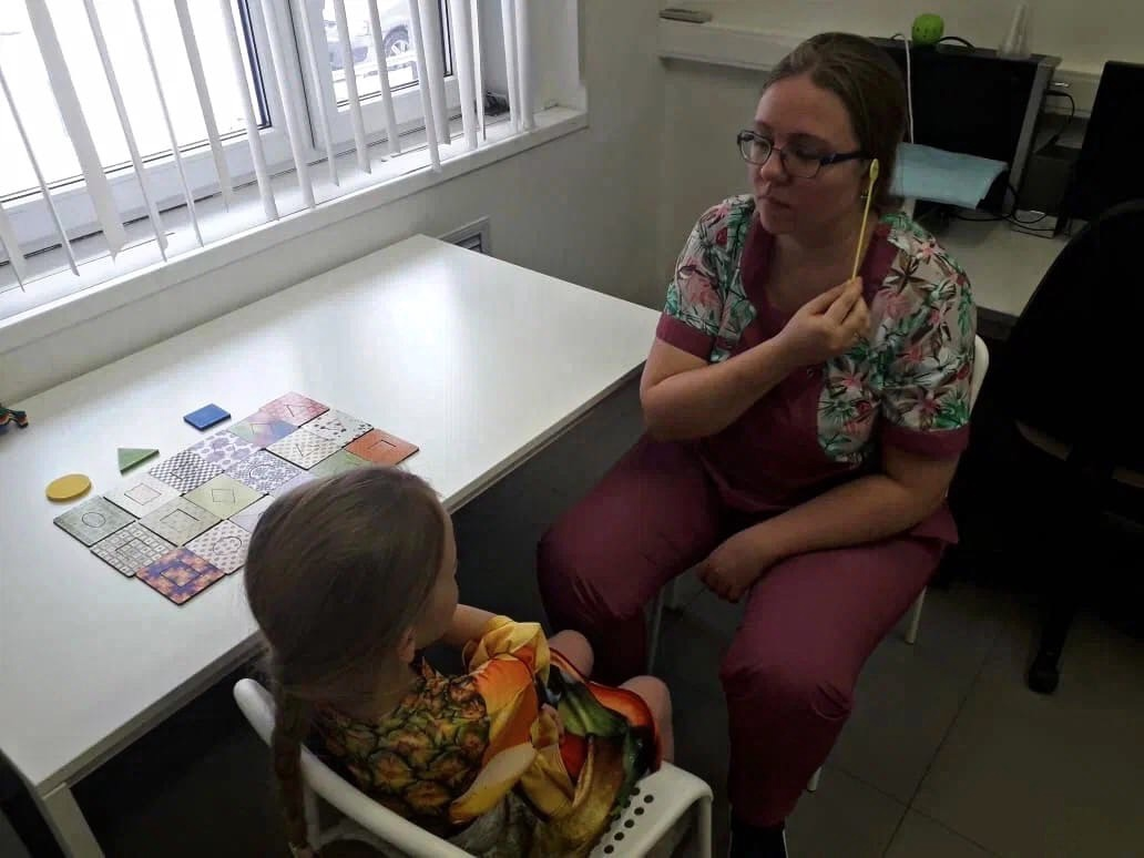 Занятие с когнитологом Марией Андреевной.