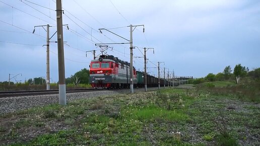 Электровоз ВЛ80С-1381 и толкач ВЛ80С-080