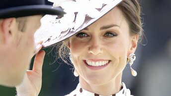 Эффектное Royal Ascot 2022:нежное платье Кейт и серьги принцессы Дианы, появление герцогов кембриджских уильяма и кейт на королевских скачках.