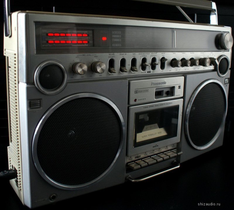 Купить магнитолы 80. JVC Boombox 80x. Магнитола Бумбокс 80. JVC магнитофон 80-х. Кассетный магнитофон Бумбокс 1980 Сильвер..