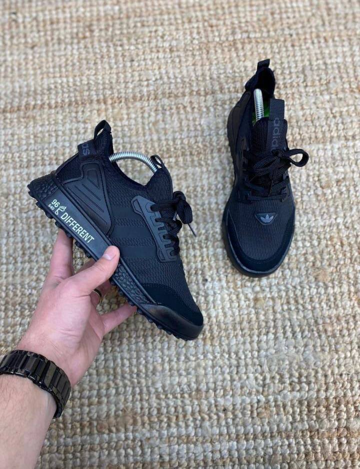 Adidas DIFFERENT 96 640 / Адидас Дифферент 96 640