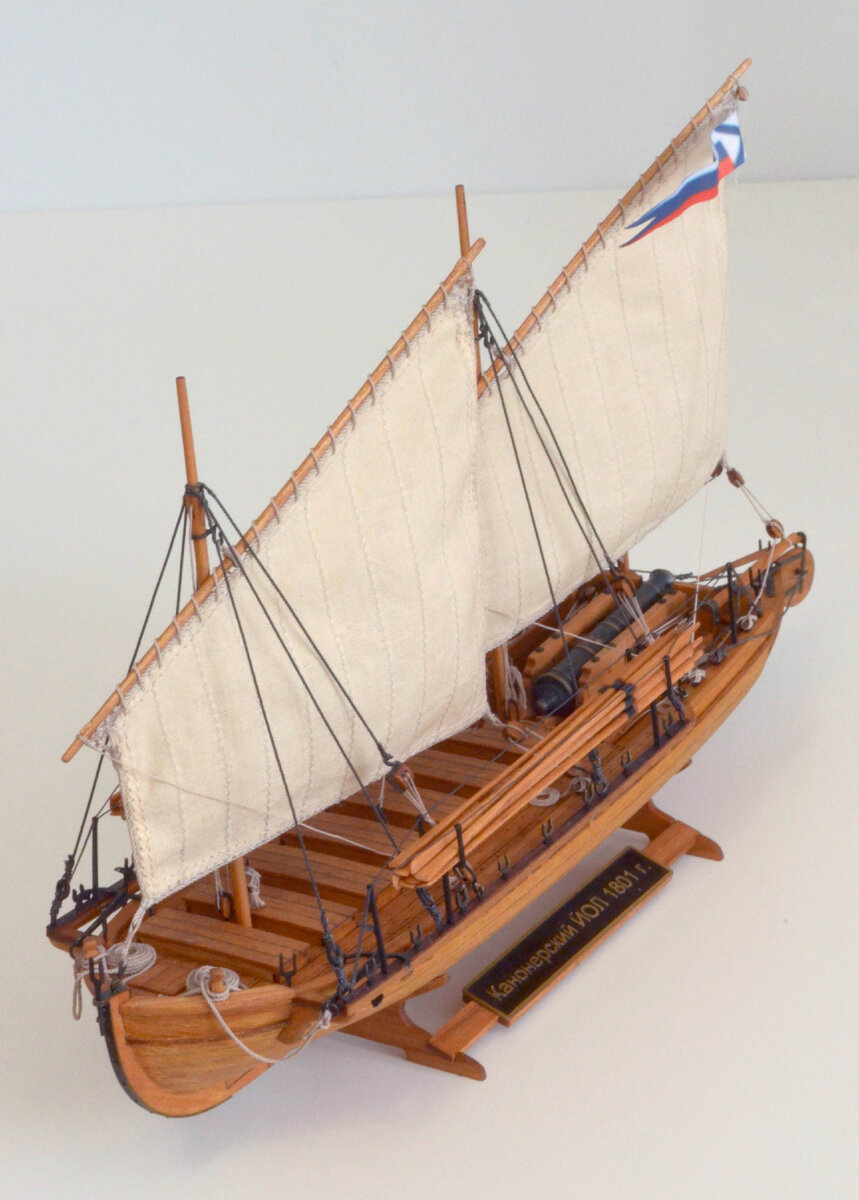 Общий вид модели канонерского йола, арт.МК0202.