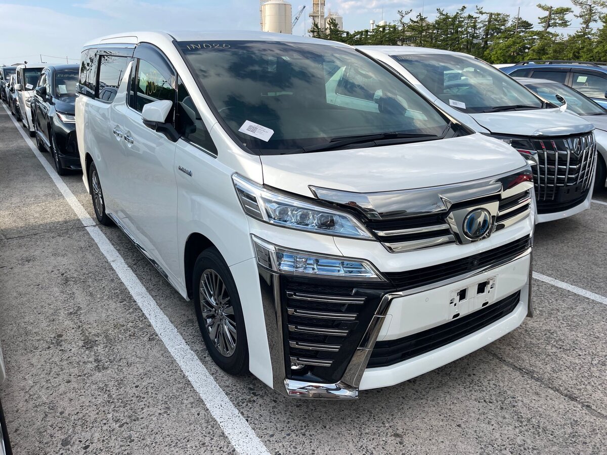 Toyota Alphard Vellfire