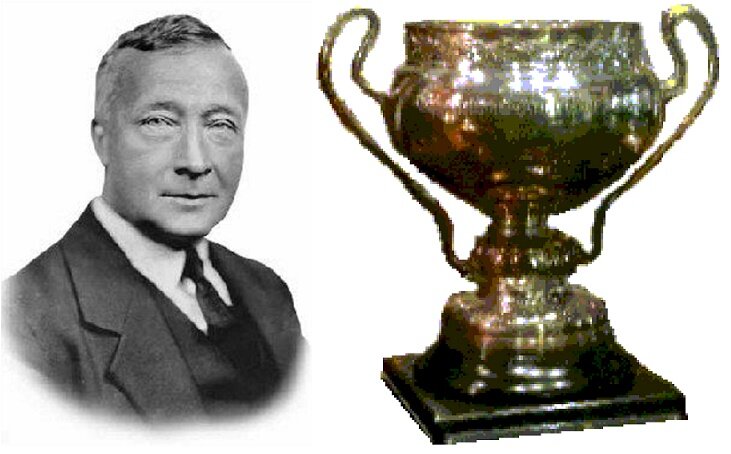 Фрэнк Колдер и Кубок Колдера. Взято из открытого источника Яндекс.Картинки