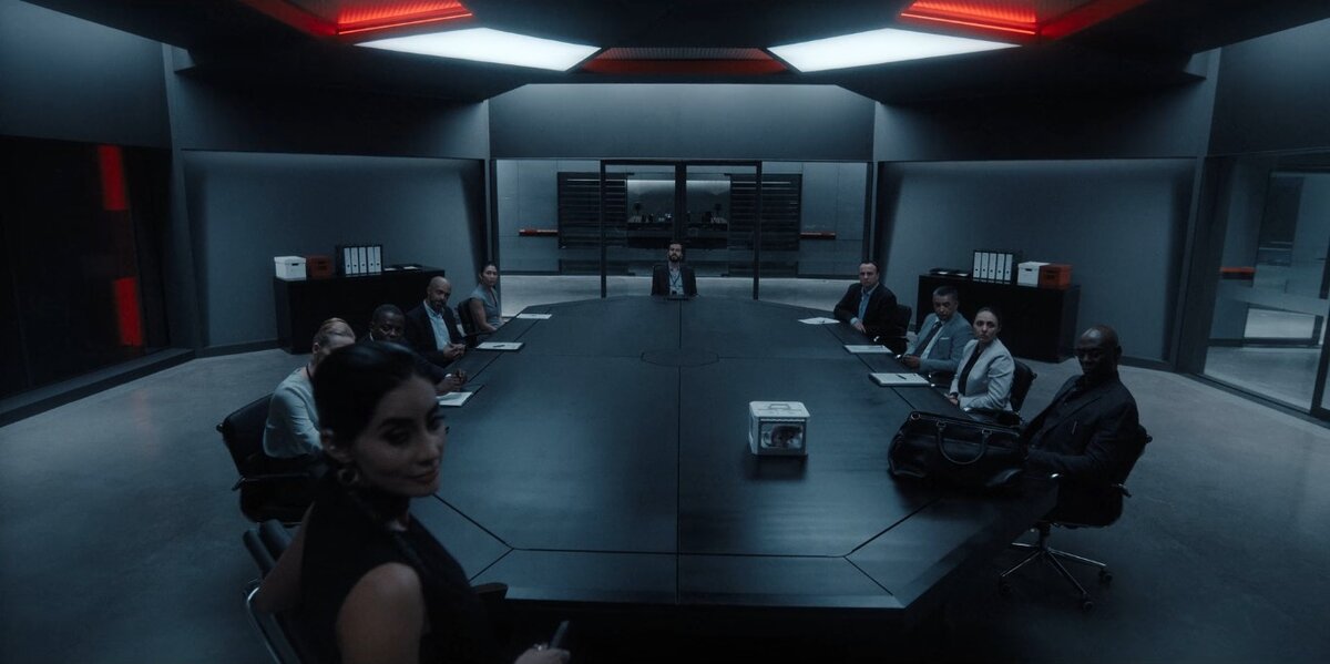 "А теперь мы презентуем проект "Хана всему живому" - уже отгружается в магазины!"